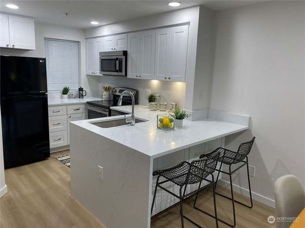 15707 Waynita Way NE APT C102