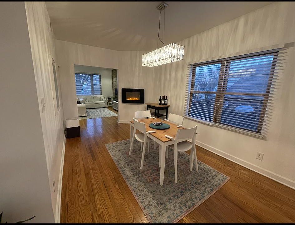 1st image of 3625 S Lowe Ave Unit 2