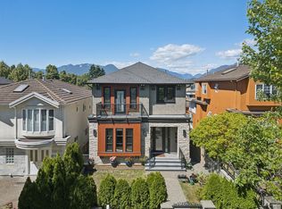 3233 Grant St, Vancouver, BC V5K 3J1