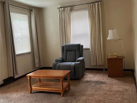 2nd image of 3019 Leola Ave