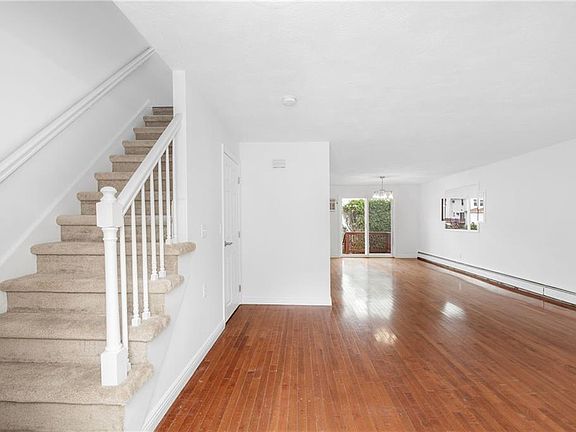 2nd image of 123 Forestwood Dr