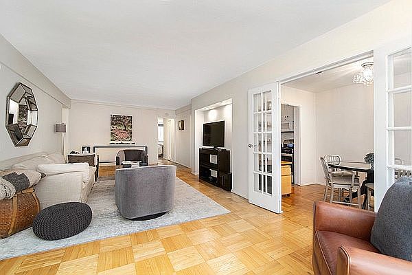 1st image of 420 E 64th St APT E3h