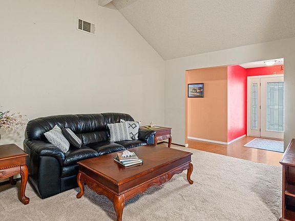 3rd image of 1113 Pintail Drive