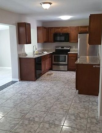 3rd image of 5025 Headlee Dr