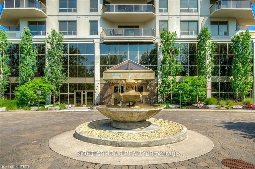 2 bed, $2,699 — Photo 2