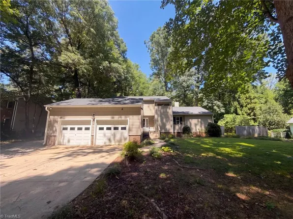 113 Forestview Dr, Elon, NC 27244