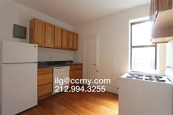 Rented by City Connections Realty | media 6