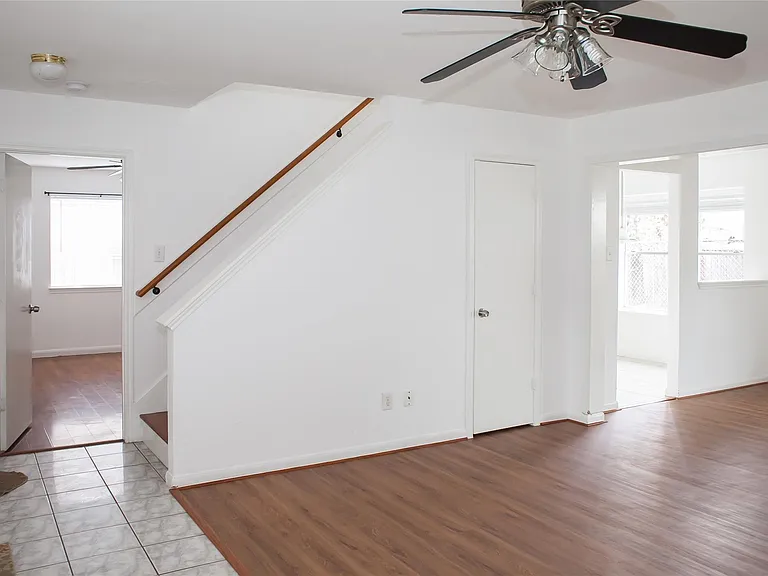 8910 Sage Place Dr — Photo 6