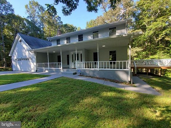 2nd image of 160 Autumn Ct