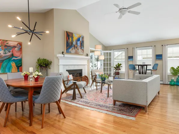 22 Sand Point Lane #15, Cumberland, ME 04110