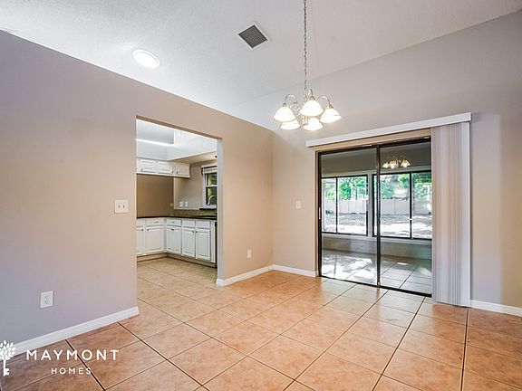 5th image of 144 Dublin Dr