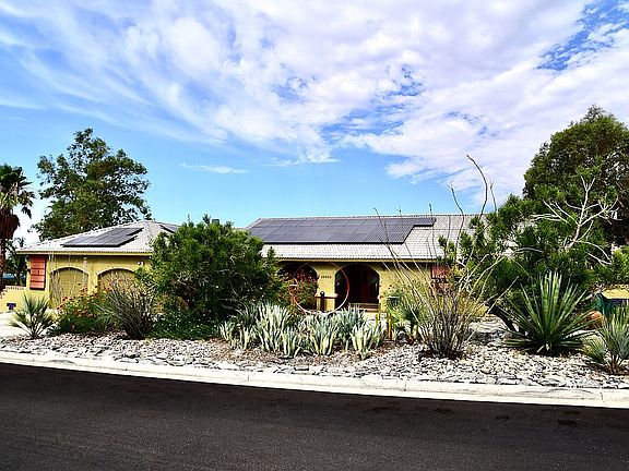 5th image of 38950 Vista Dr