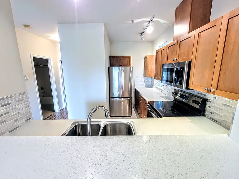 23420 SE Black Nugget Rd #F201 — Photo 5