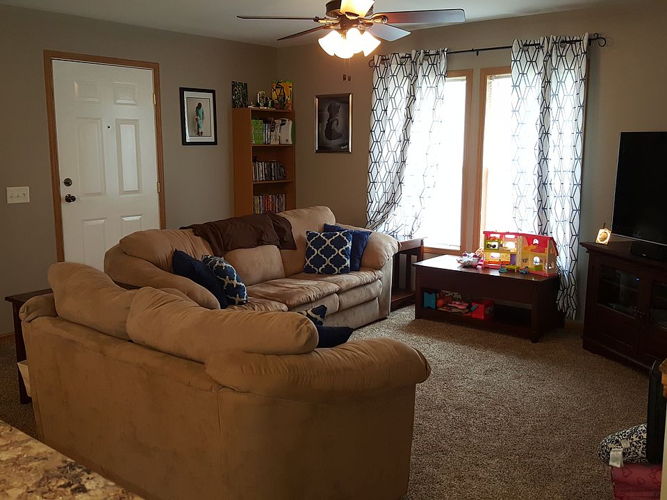 1st image of 505 Railroad Ave