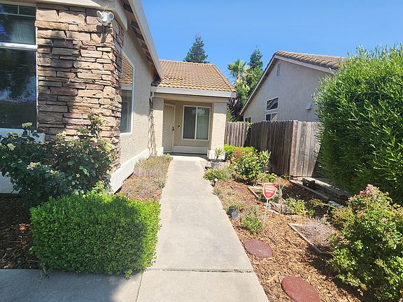 5th image of 9919 Tarzo Way