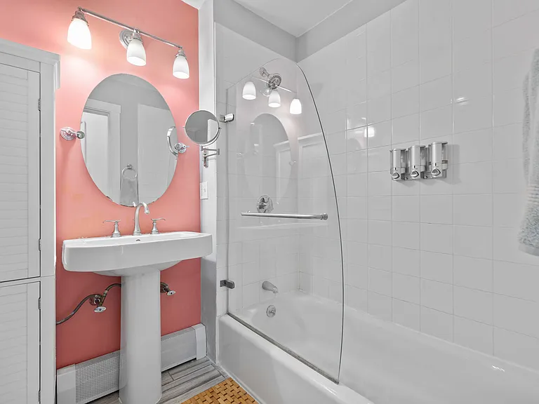 20 Mellen St #1 — Photo 12