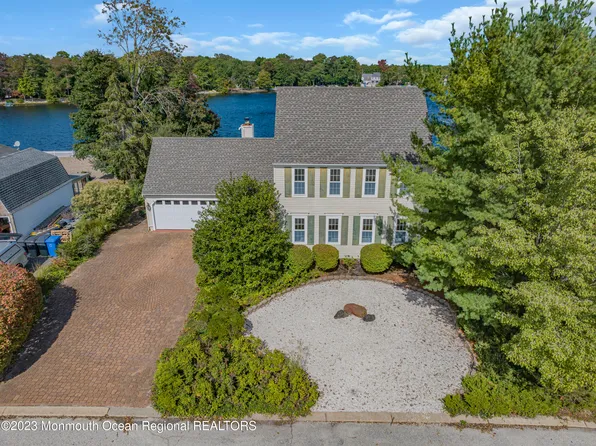 121 Timberlake Drive, Manahawkin, NJ 08050