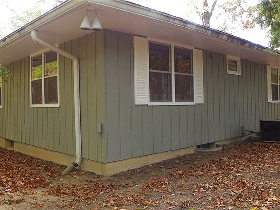 2nd image of 6836 Knollcrest Dr
