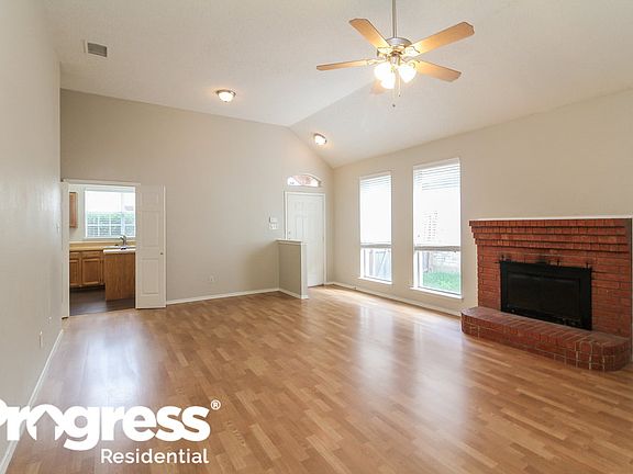 4th image of 2324 Browning Dr