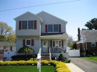 10 Hancock St, Lodi, NJ 07644