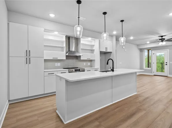 3330 Mp Pkwy #304, Bentonville, AR 72712