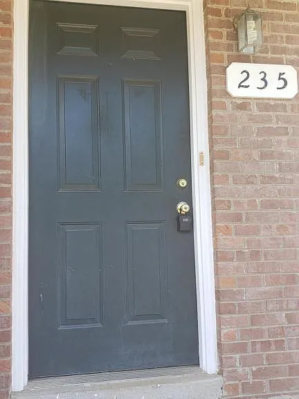 235 State Line Rd — Photo 2
