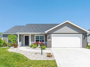 15926 Continental Dr, Huntertown, IN 46748