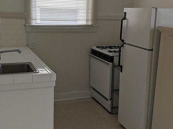 5th image of 477 25th Ave APT 2