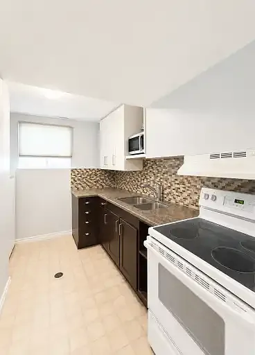 446 McCallum St #1A — Photo 5