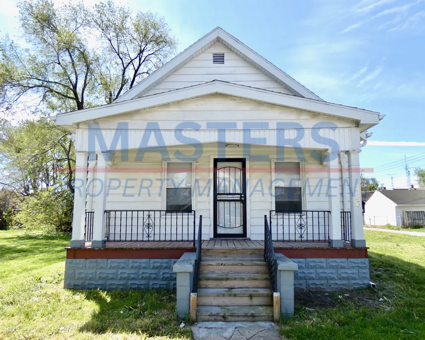 Charming Toledo Rental with Spacious Layout & Convenient Location — Photo 1