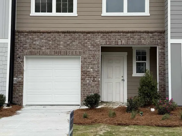 2095 Emerson Dr, Auburn, GA 30011