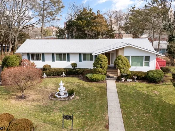 494 Seven Oaks Ct, City Of Orange Twp., NJ 07050