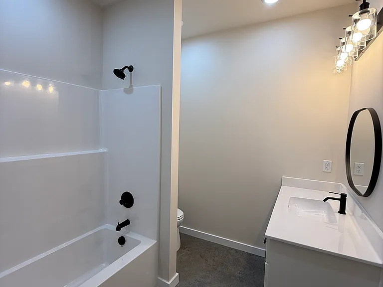 507 Jackson Ave #1 — Photo 2