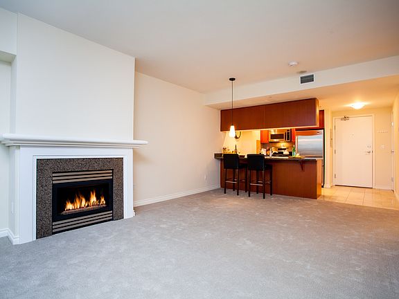5th image of 1420 Terry Ave Unit 1402