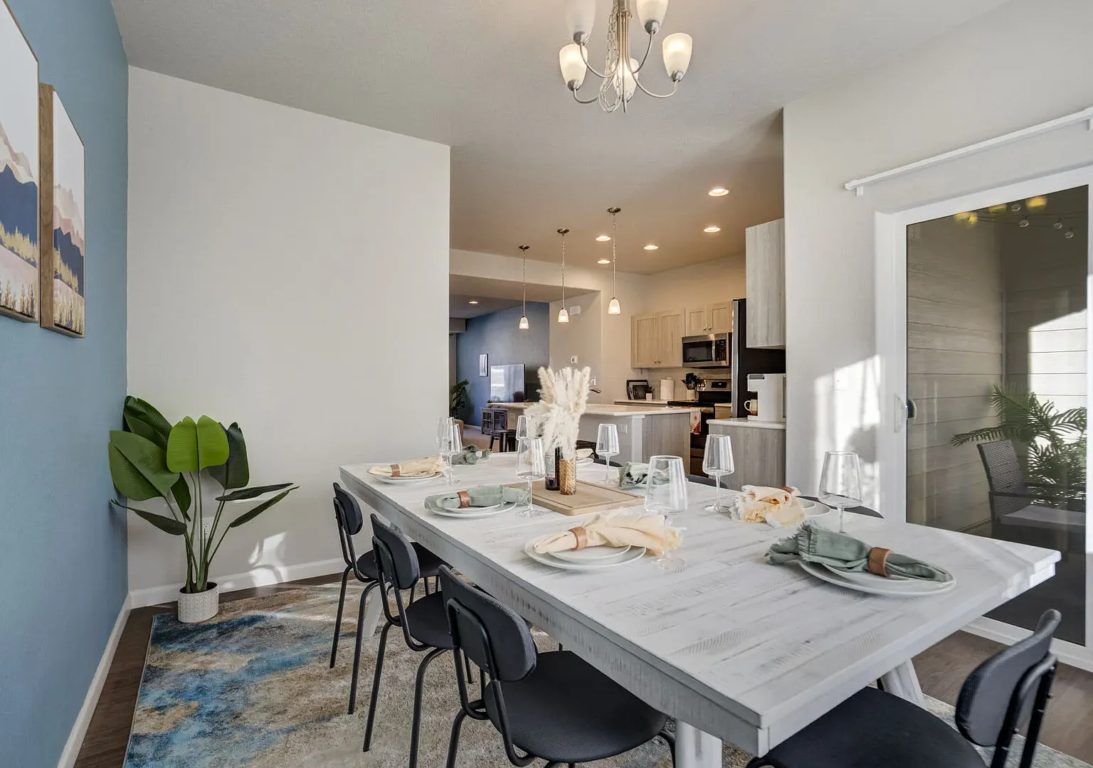 Seibert Hts, Colorado Springs — Photo 1