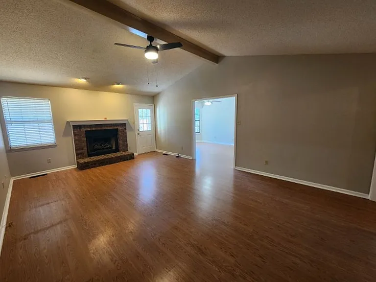 309 Shadow View Dr — Photo 5