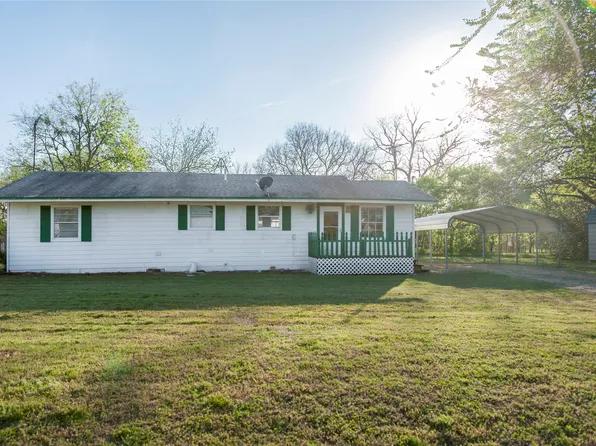 112 SE Front St #A, Leonard, TX 75452