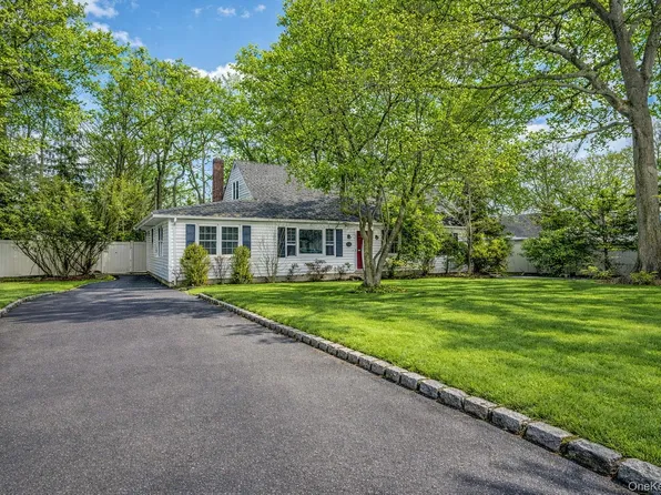 52 Grant Street, East Northport, NY 11731