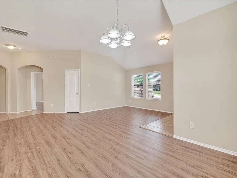 2507 Cypress Springs Ct — Photo 9