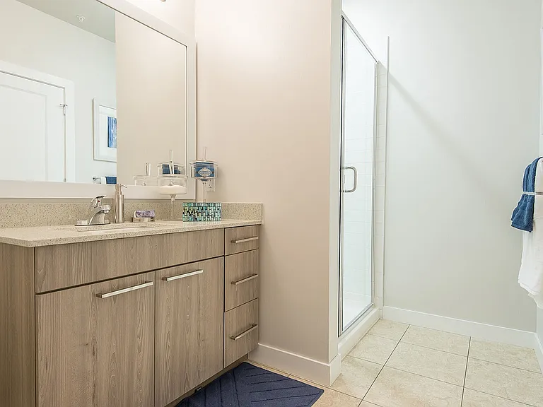 Mayfair Reserve — Photo 14