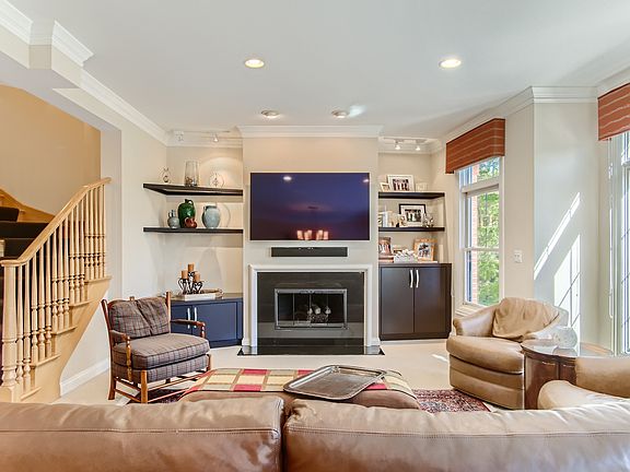 4th image of 2028 Valor Ct #8