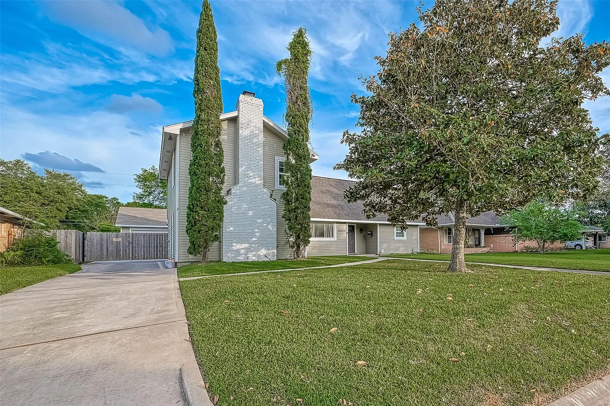 Building Photo - 10601 Willowgrove Dr