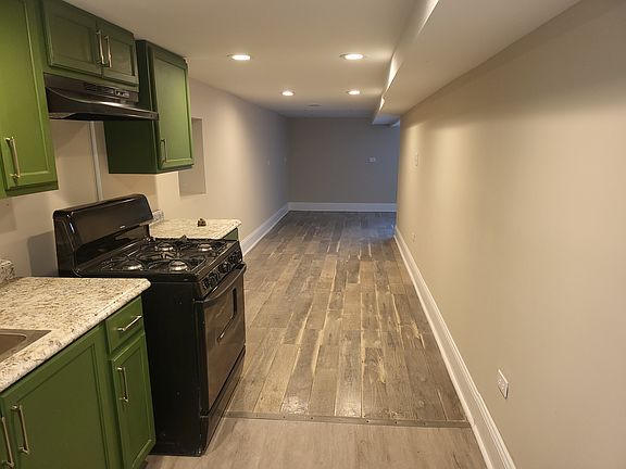 2nd image of 1940 S Trumbull Ave #2