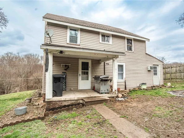 279 Stitt Hollow Rd, Ford City, PA 16226