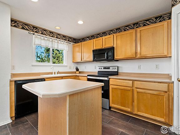 2nd image of 1866 Twin Lakes Cir
