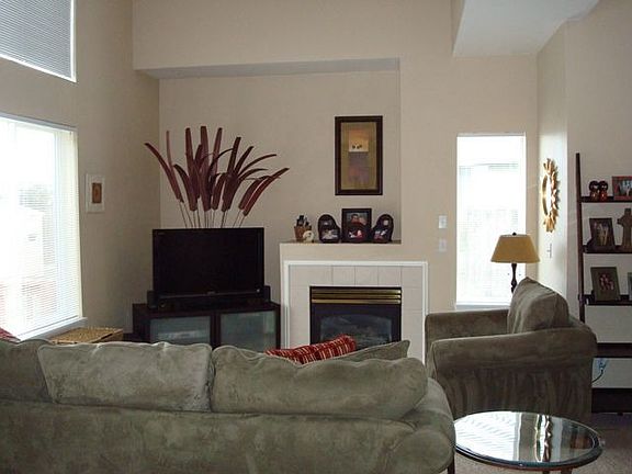 5th image of 10207 189th Street Ct E