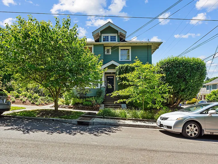 2634 SE Yamhill St — Photo 14