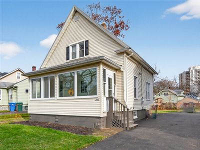 200 Wisconsin St, Rochester, NY, 14609