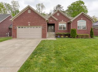 10120 Reeseman Dr, Louisville, KY 40291