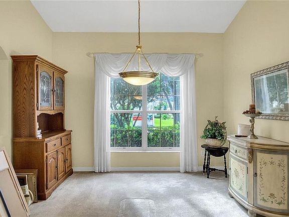 5th image of 4712 Sawgrass Lake Cir